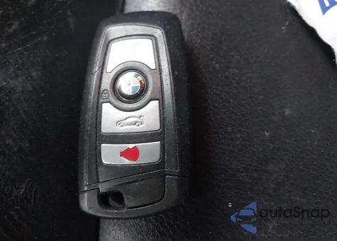 2013 BMW 528I xDrive из США, поврежденный, VIN WBAXH5C50DD113566